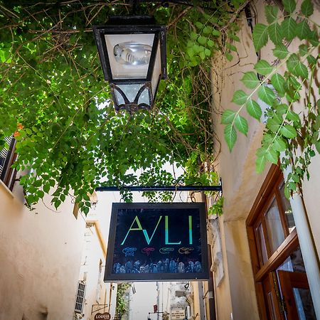 Avli Lounge Apartments Rethymno Esterno foto